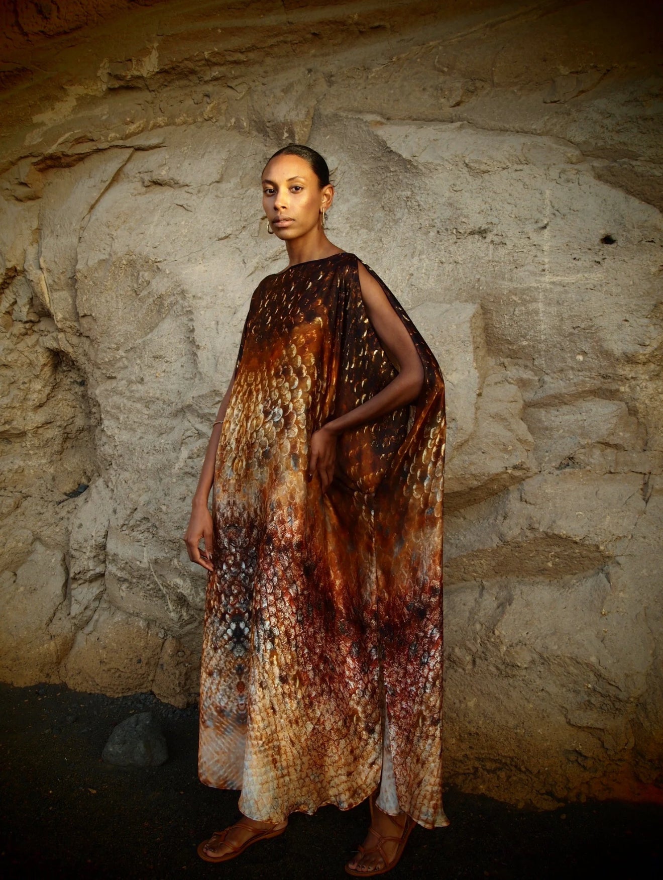 Sandra Silk Kafkan in Siren