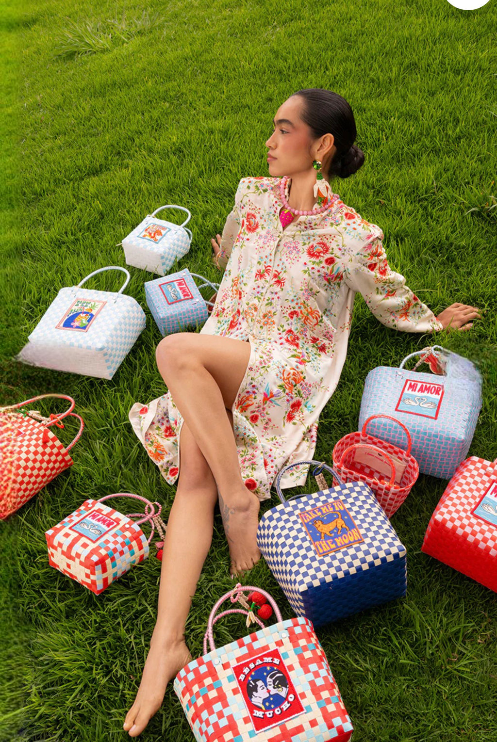 MERCEDES SALAZAR
Love Zuncho Handbag Mini In Red