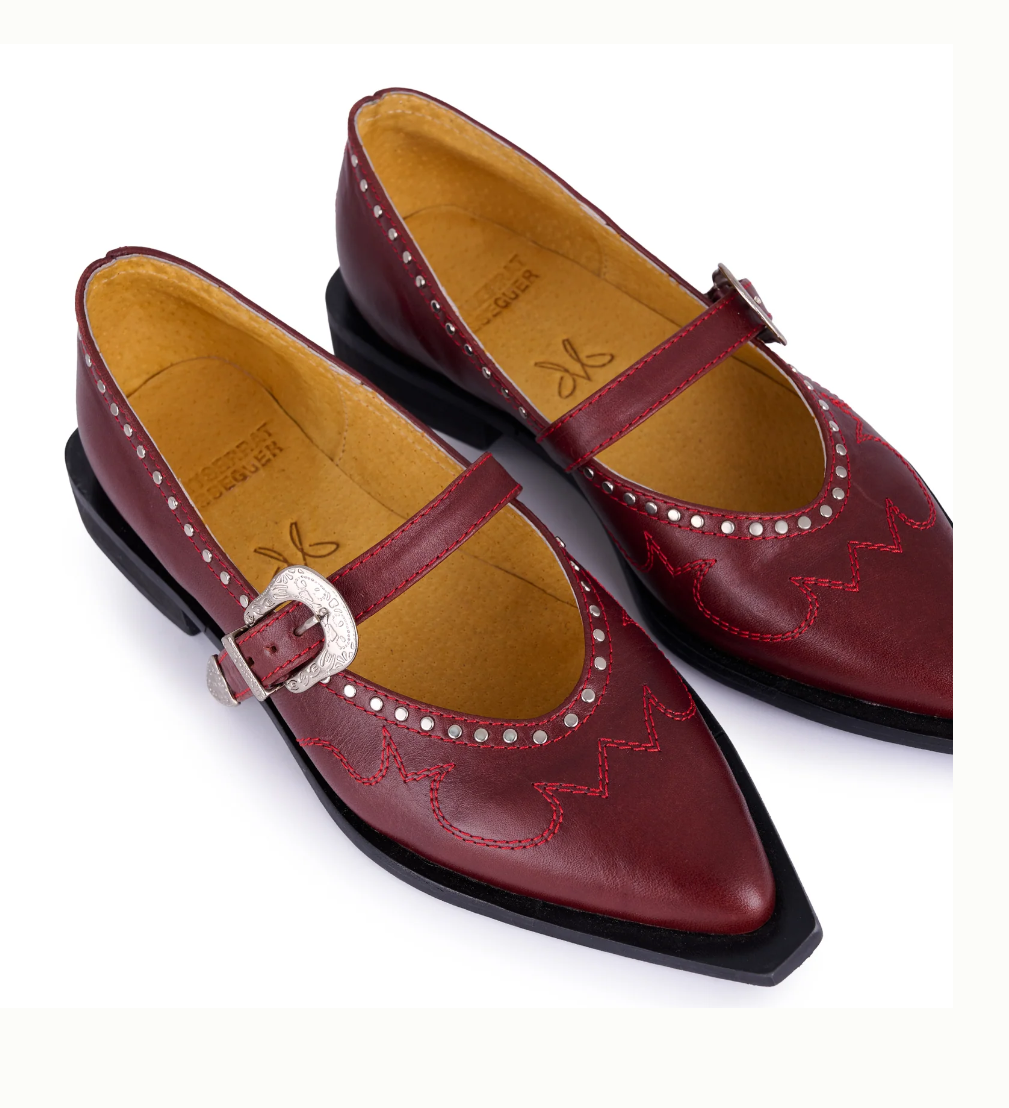 Jornada Flats Burgundy