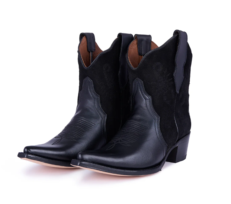Jornada Pony Black Ankle Boots